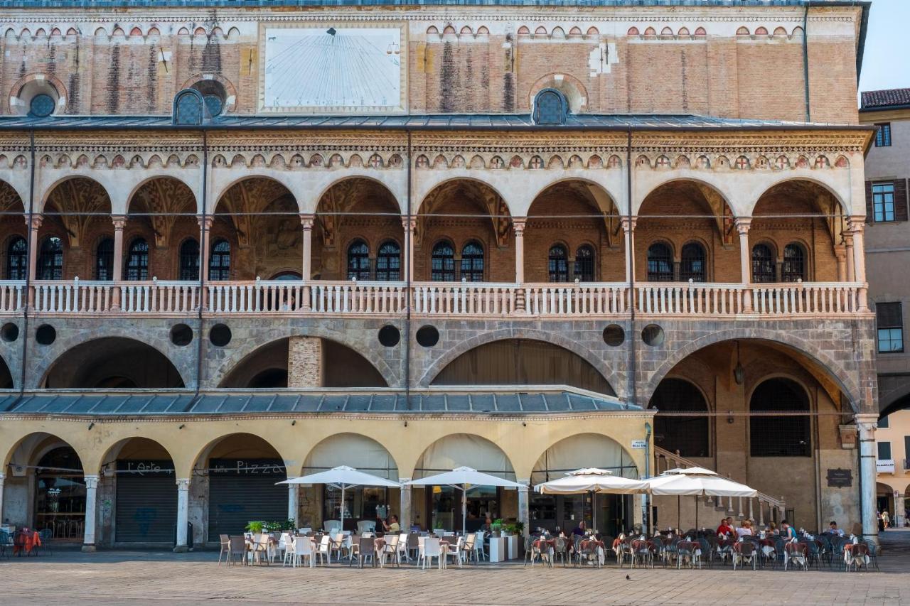 Piazza Delle Erbe Central Apartment Padua Exterior foto