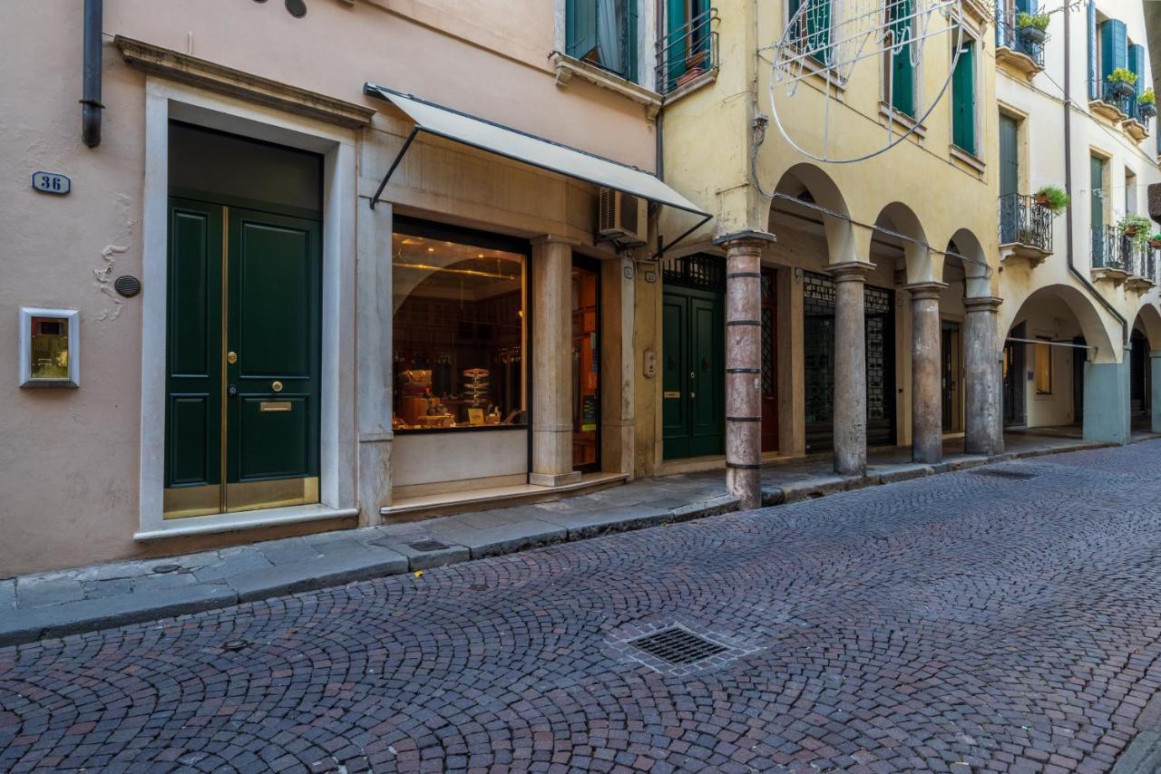 Piazza Delle Erbe Central Apartment Padua Exterior foto