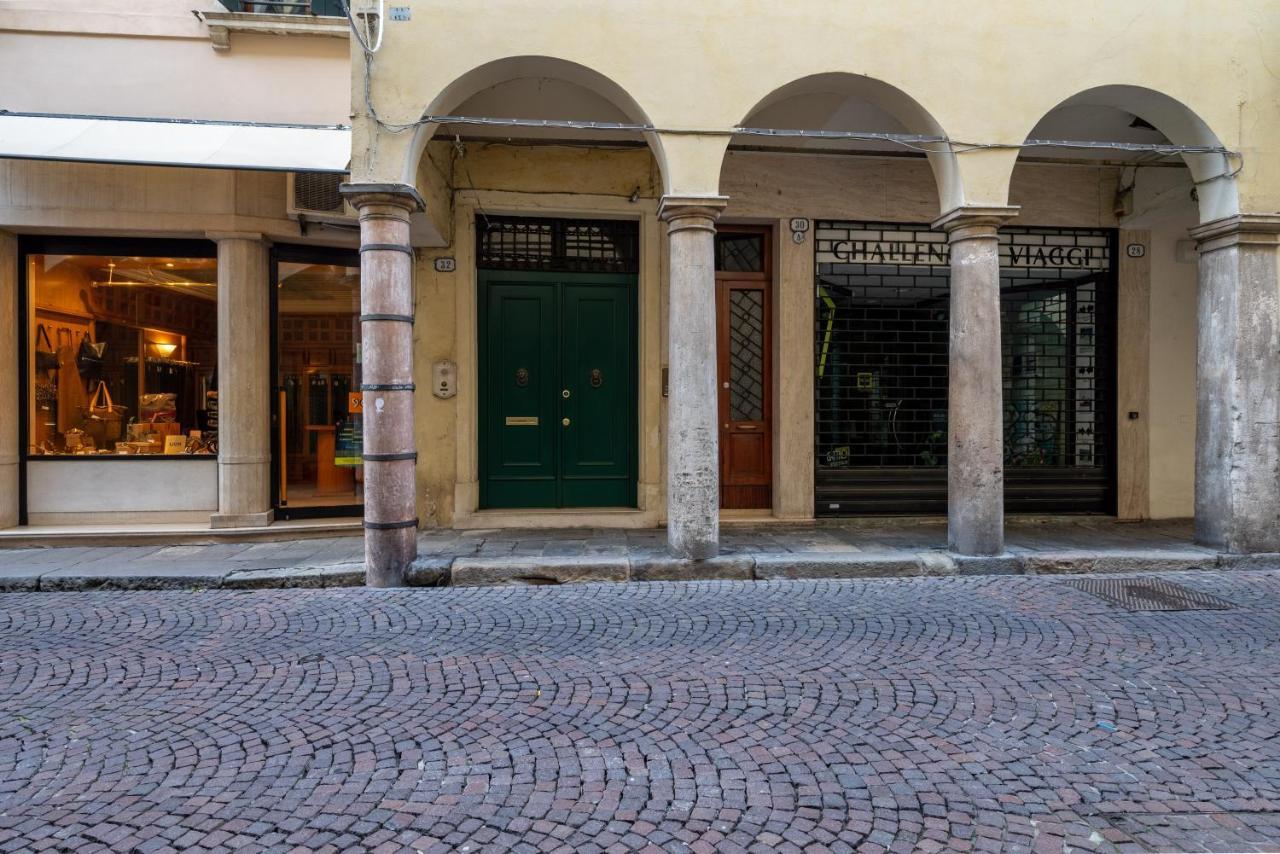 Piazza Delle Erbe Central Apartment Padua Exterior foto